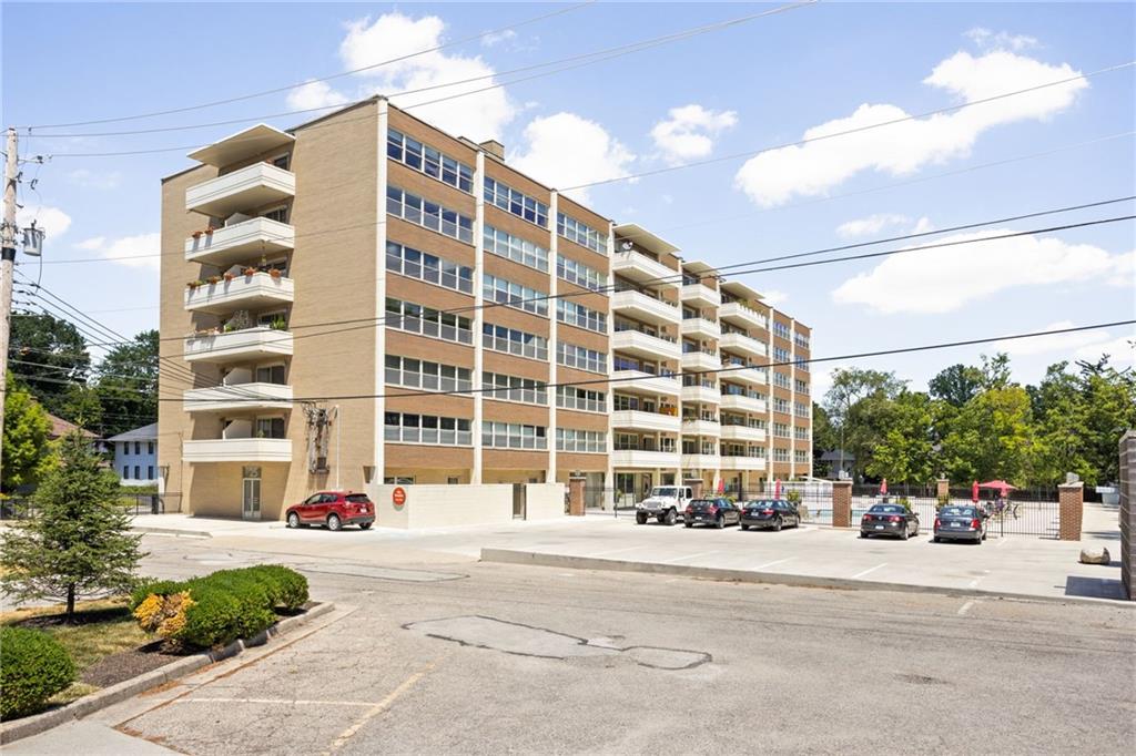 3965 North Meridian Street, Unit 4J Indianapolis, IN 46208 - Photo 5 of 42