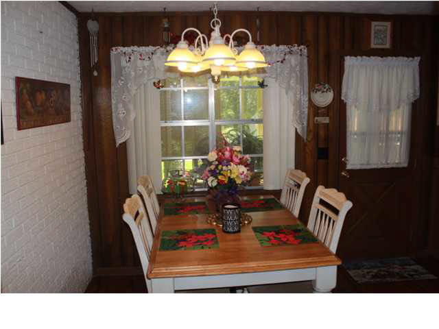 500 Country Club Road Florence, MS 39073 - Photo 11 of 24 Breakfast Area