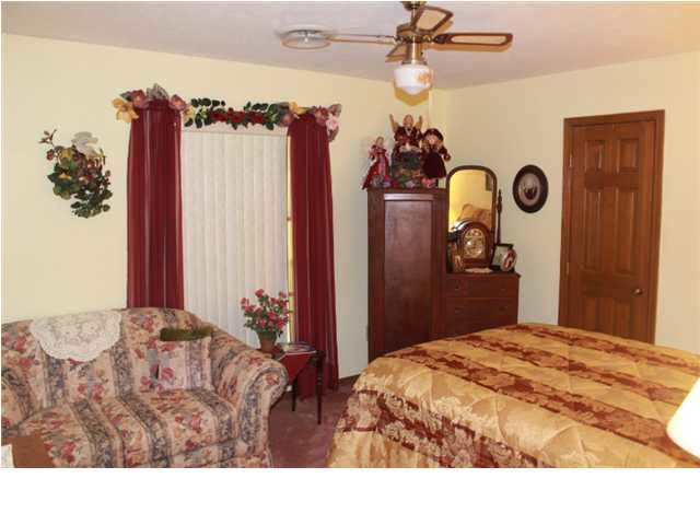 500 Country Club Road Florence, MS 39073 - Photo 20 of 24 Third Bedroom