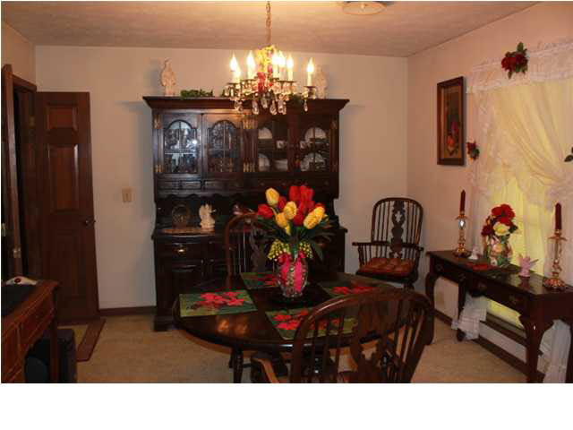 500 Country Club Road Florence, MS 39073 - Photo 7 of 24 Dining Area