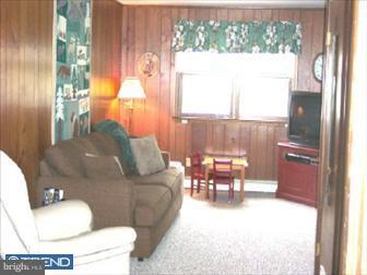4839 Kings Road Doylestown, PA 18902 - Photo 8 of 12 Family Room