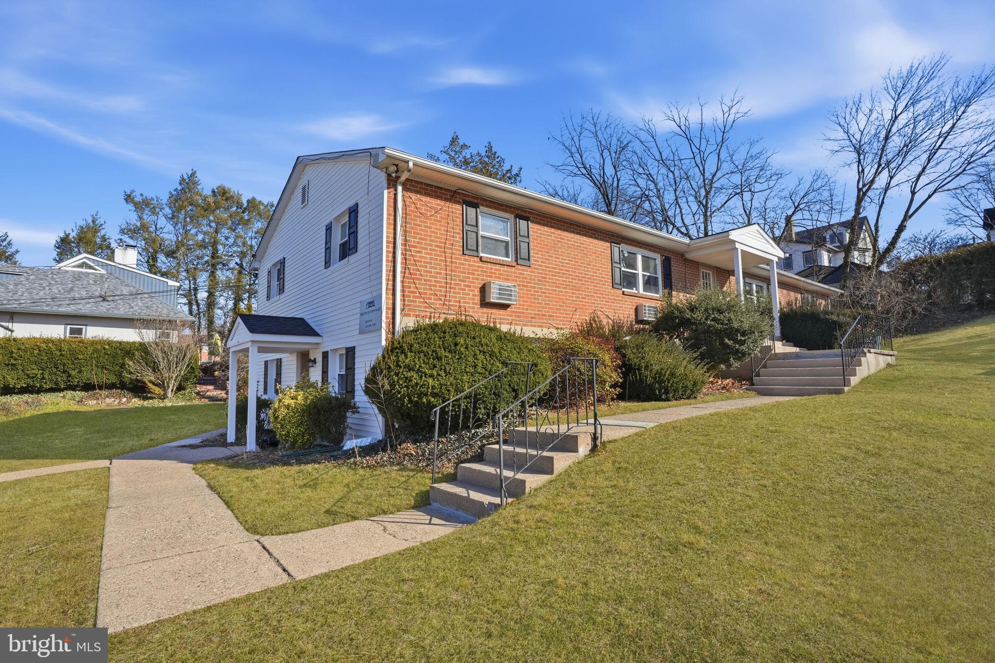 150 Selner Lane Doylestown, PA 18901 - Photo 5 of 55