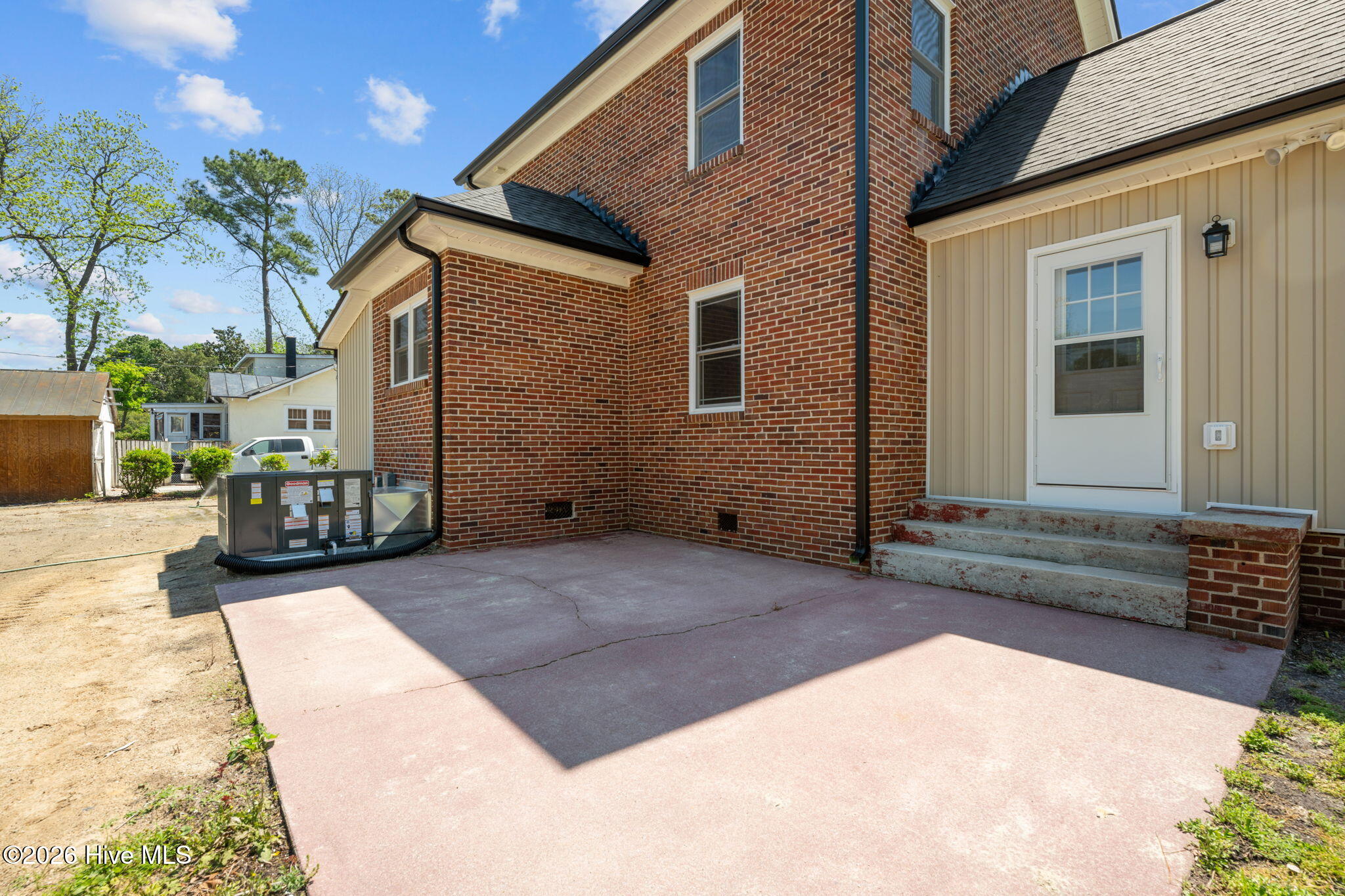 1514 Rhem Avenue New Bern, NC 28560 - Photo 5 of 41 47-web-or-mls-DSC_0153