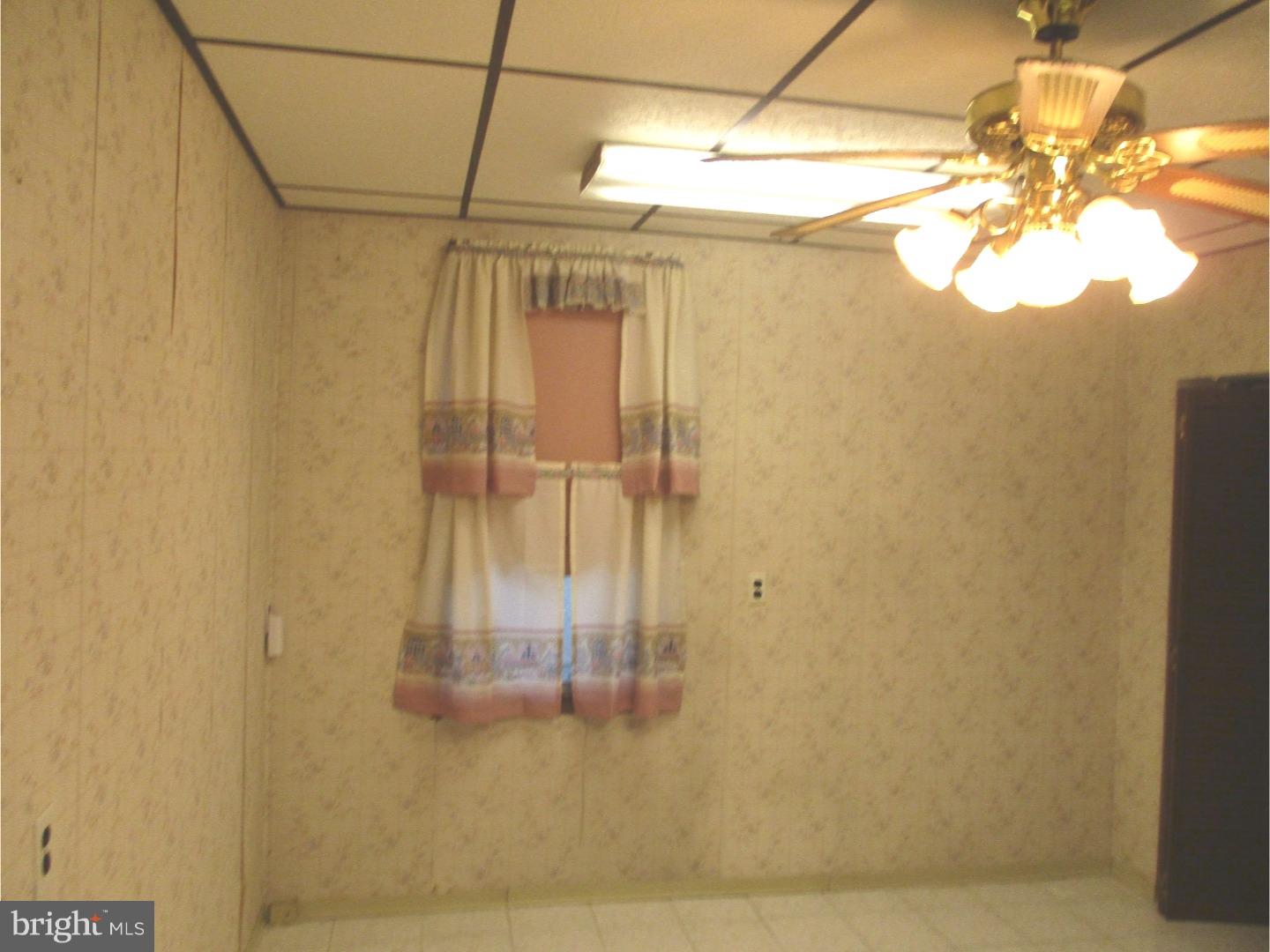 530 Laurel Road Yeadon, PA 19050 - Photo 8 of 25 Kitchen
