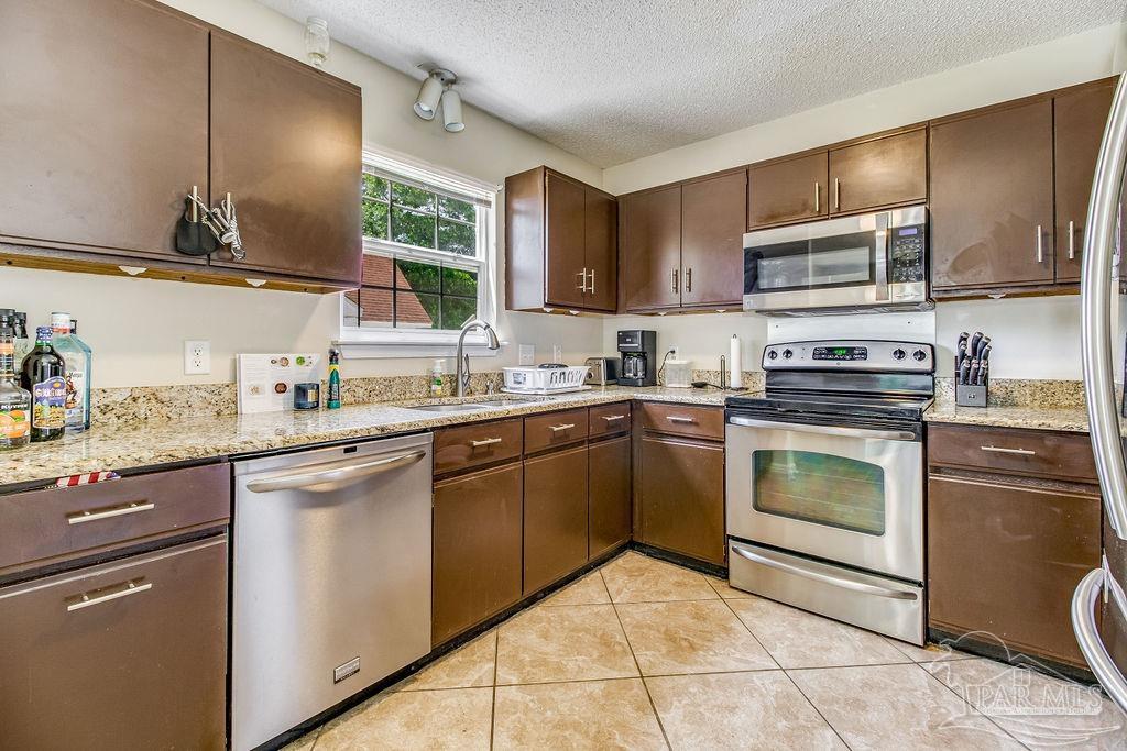 6730 Bellview Pines Road Pensacola, FL 32526 - Photo 23 of 48 Gallery Image 23