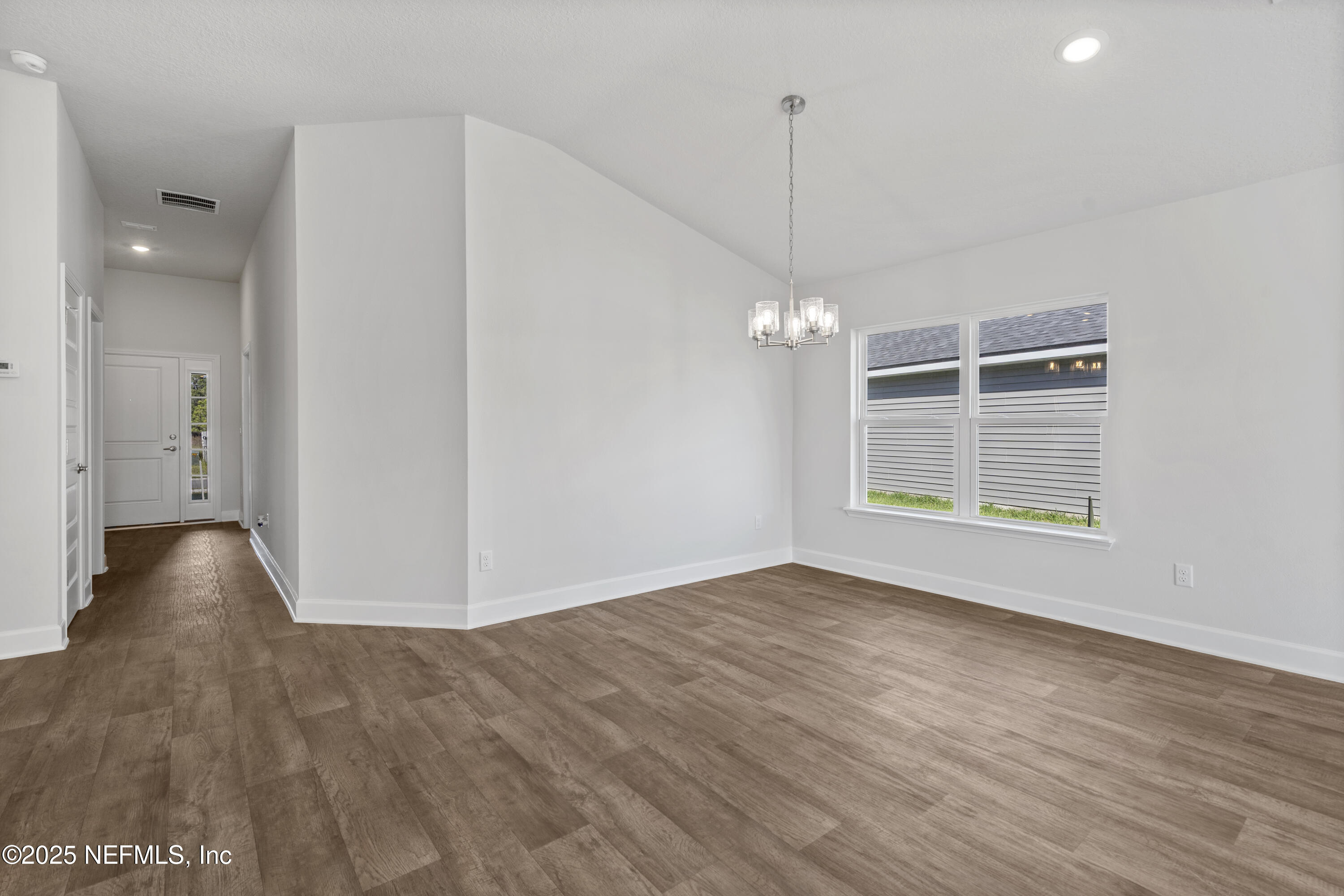 8390 Helmsley Boulevard Jacksonville, FL 32219 - Photo 12 of 24 Dining room