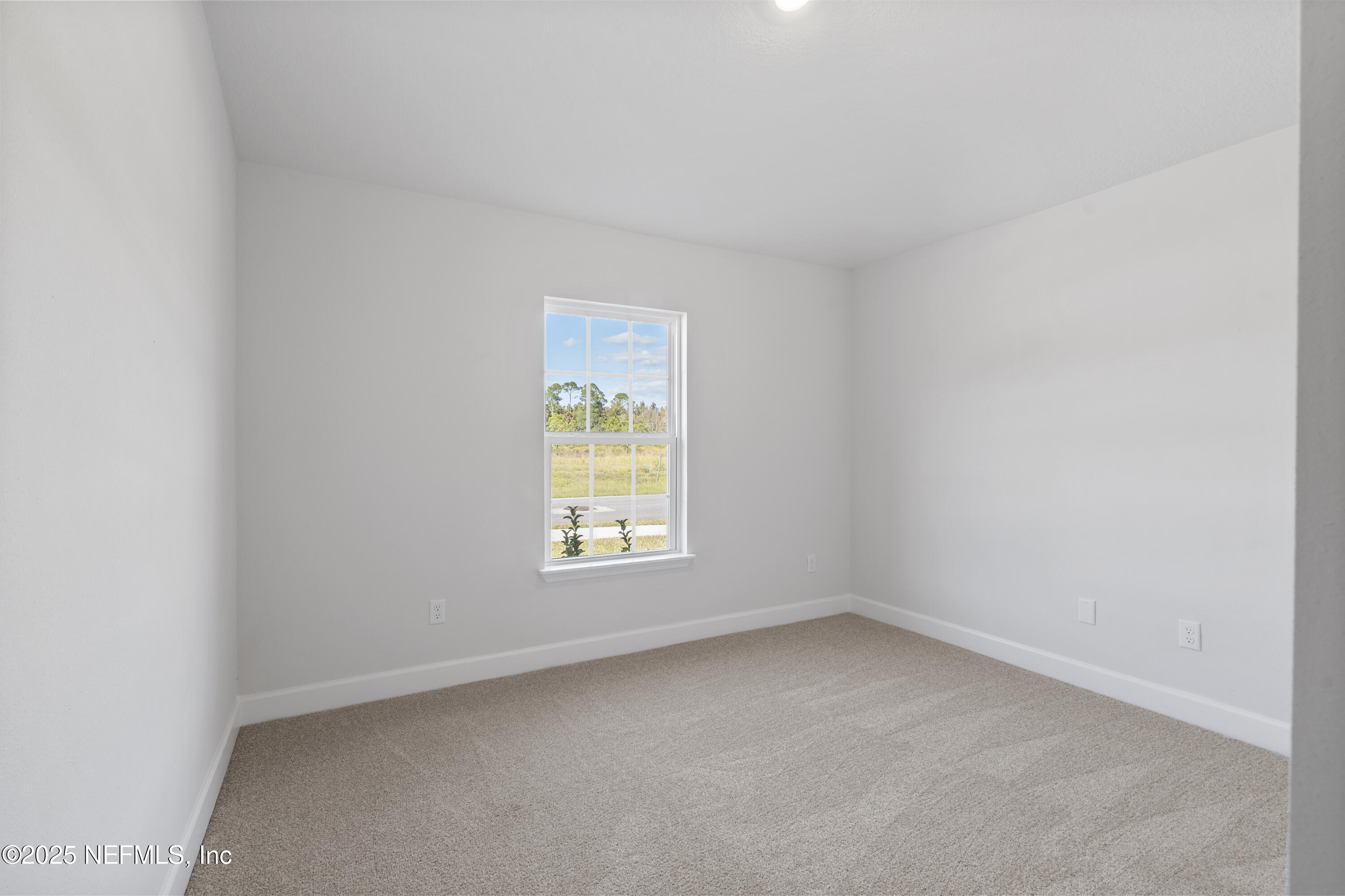 8390 Helmsley Boulevard Jacksonville, FL 32219 - Photo 21 of 24 Bedroom 2