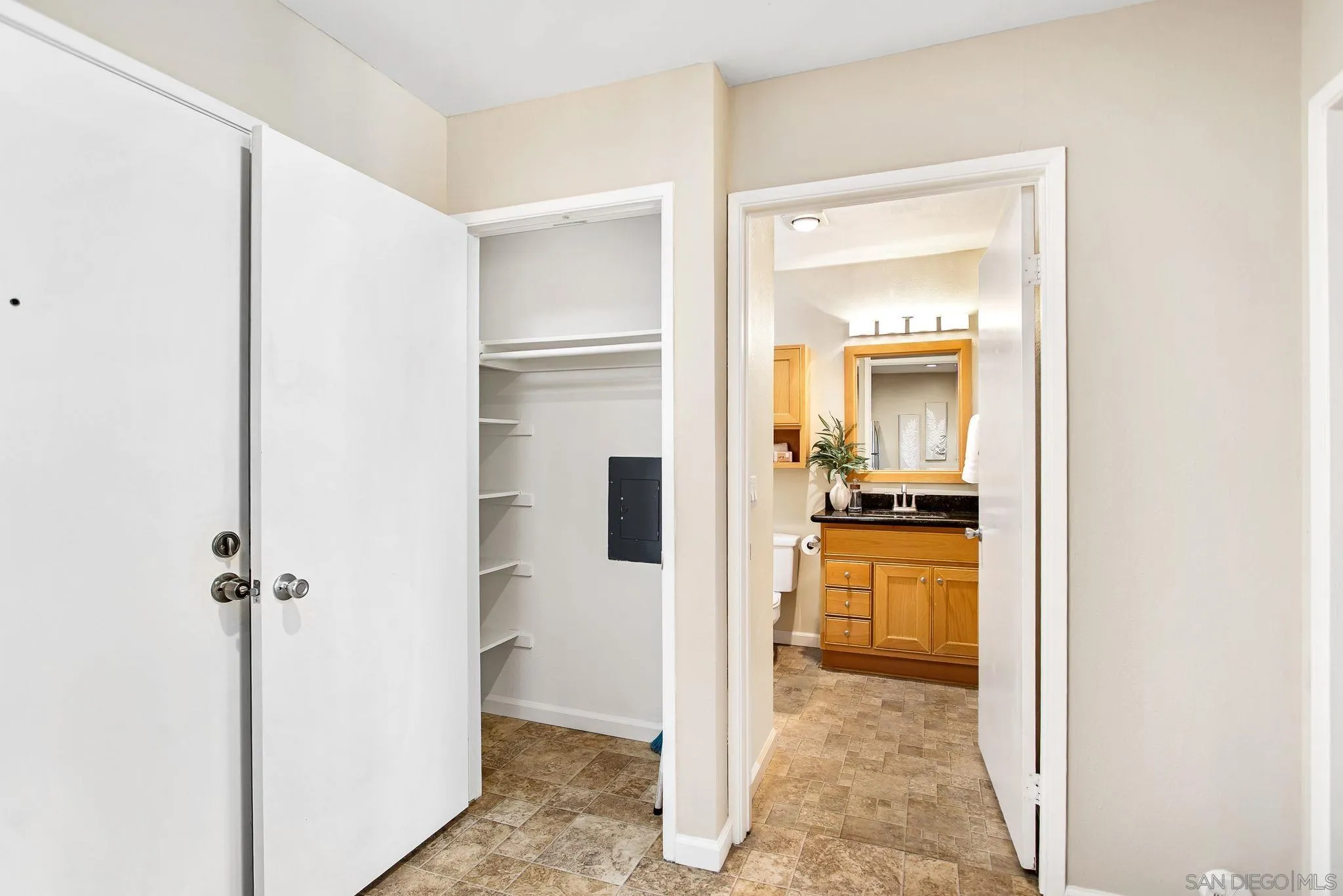 6675 Mission Gorge Road, Unit B101 San Diego, CA 92120 - Photo 27 of 43