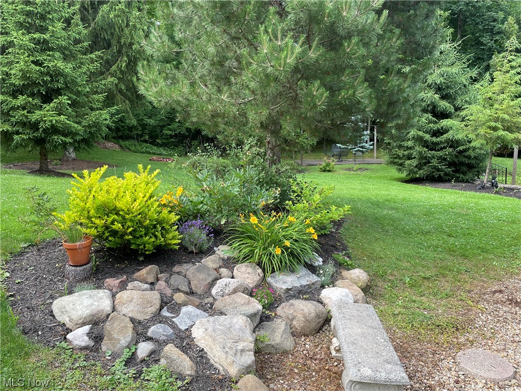 11675 Chestnutdale Road Chardon, OH 44024 - Photo 16 of 19 Gallery Image 16