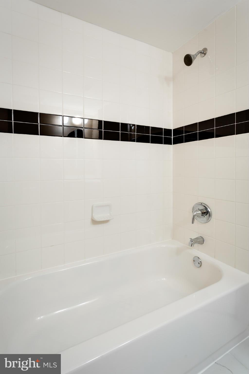 2257 Castle Rock Square, Unit 21C Reston, VA 20191 - Photo 24 of 27 Bath