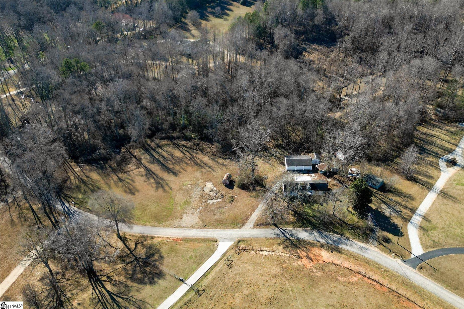 581 Flynn Road Greer, SC 29651 - Photo 6 of 25