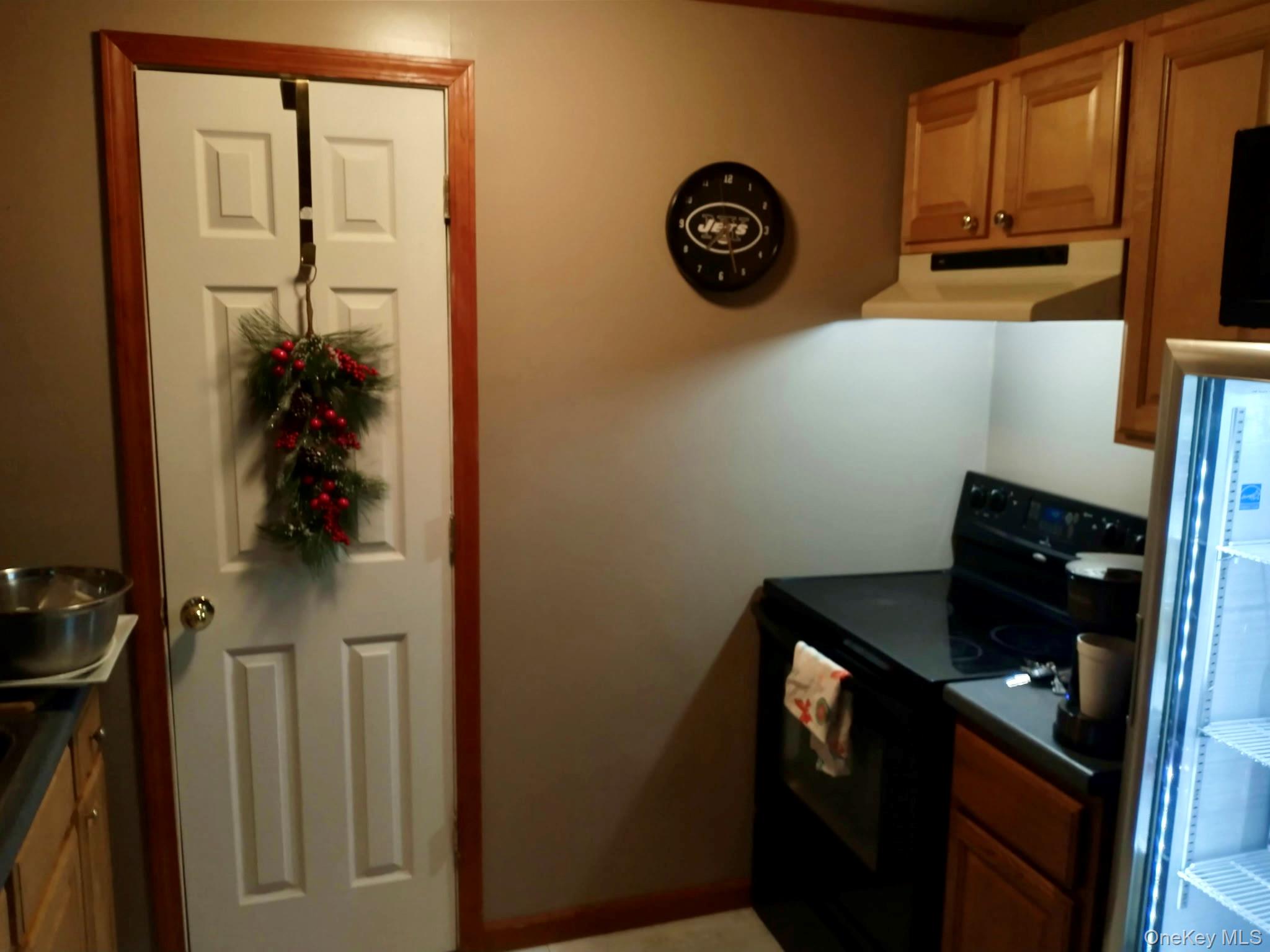 1232 Albany Post Road Gardiner, NY 12525 - Photo 12 of 15 apartment 1 studio