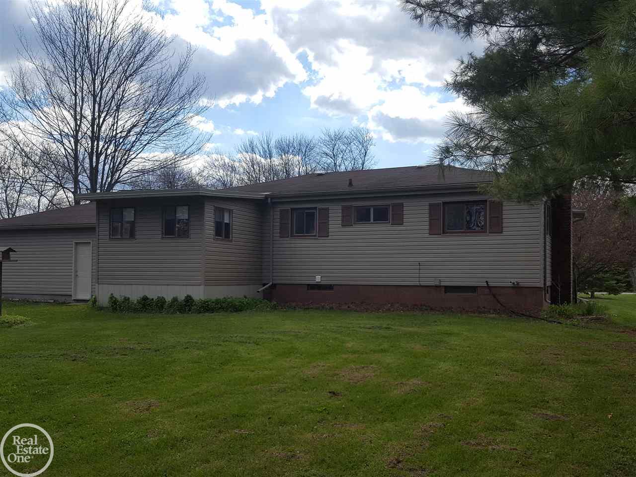 2396 Partridge Road Port Huron, MI 48060 - Photo 30 of 32