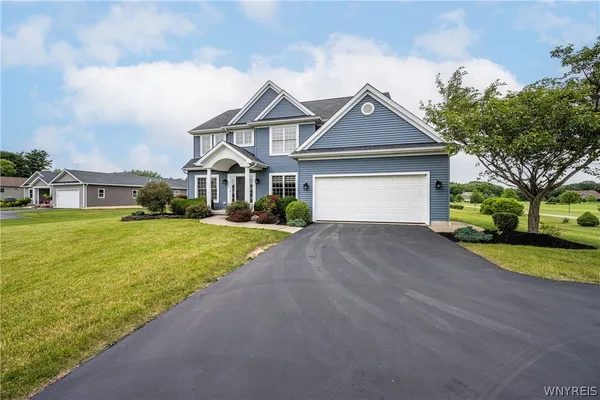 $789,900 | 3091 Bullis Road, Elma, NY 14059