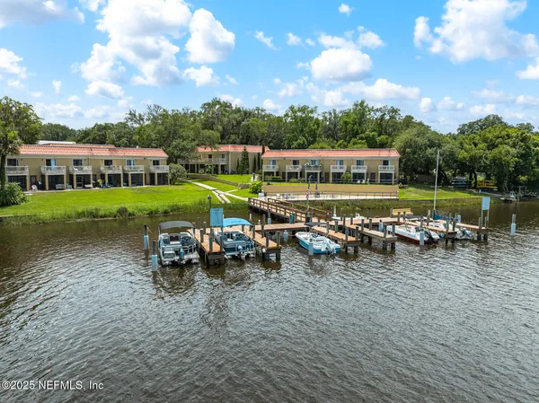 $184,000 | 5811 Atlantic Boulevard, Unit 25, Jacksonville, FL 32207