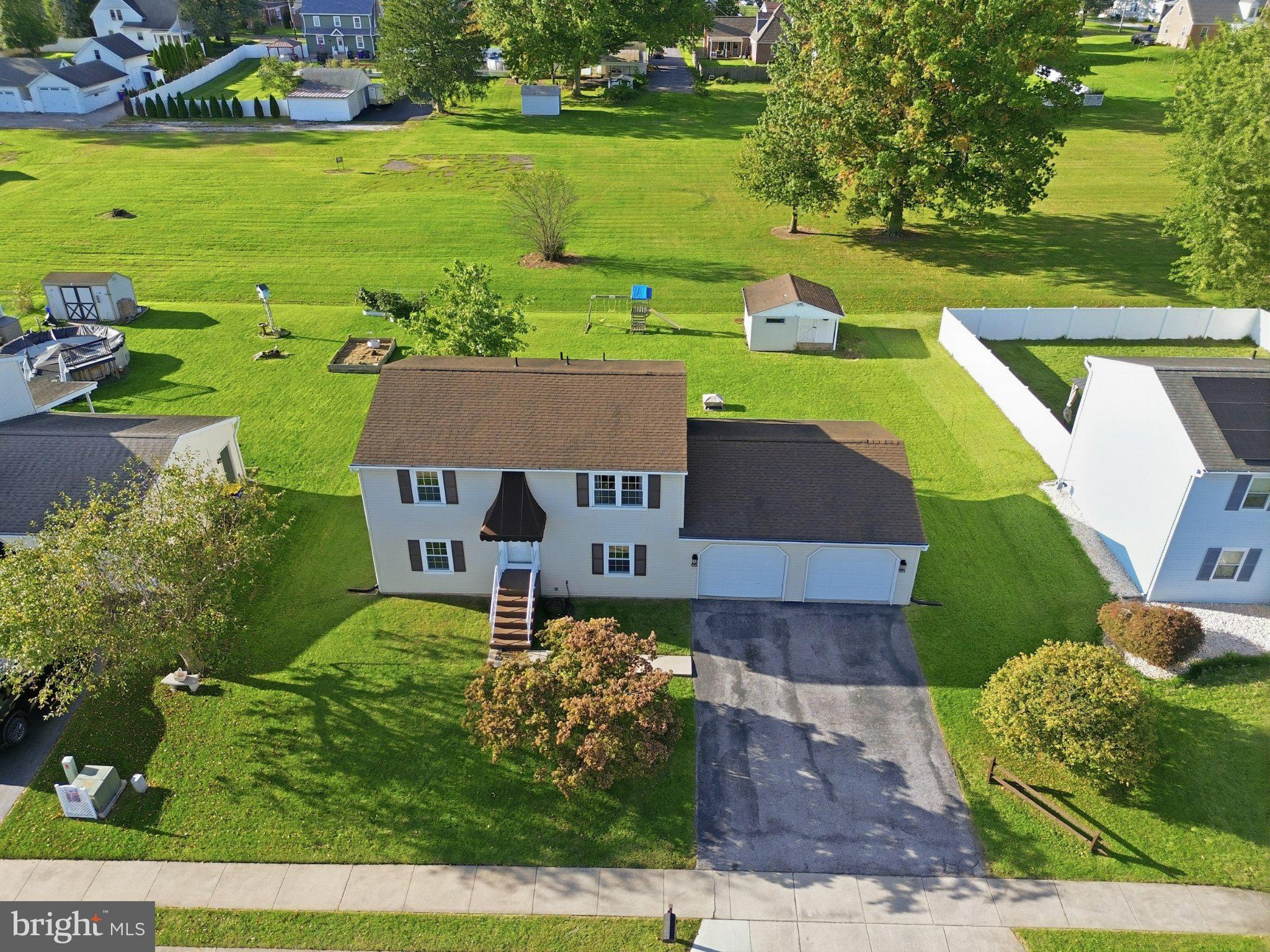 2343 Heather Road York, PA 17408 - Photo 47 of 61 Gallery Image 47