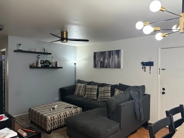 $575,000 | 625-627 Westmoreland Drive, Vernon Hills, IL 60061