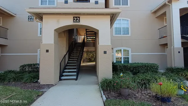$1,895 | 1655 The Greens Way, Unit 2211, Jacksonville Beach, FL 32250
