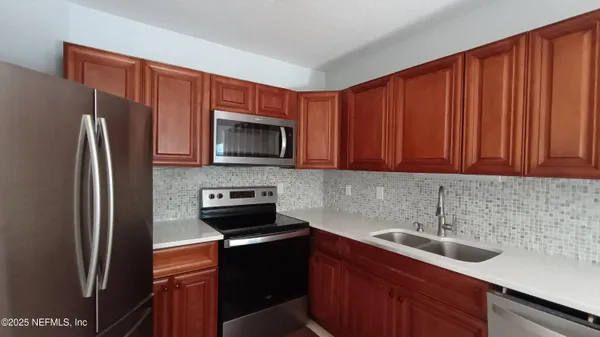 $1,895 | 1655 The Greens Way, Unit 2211, Jacksonville Beach, FL 32250