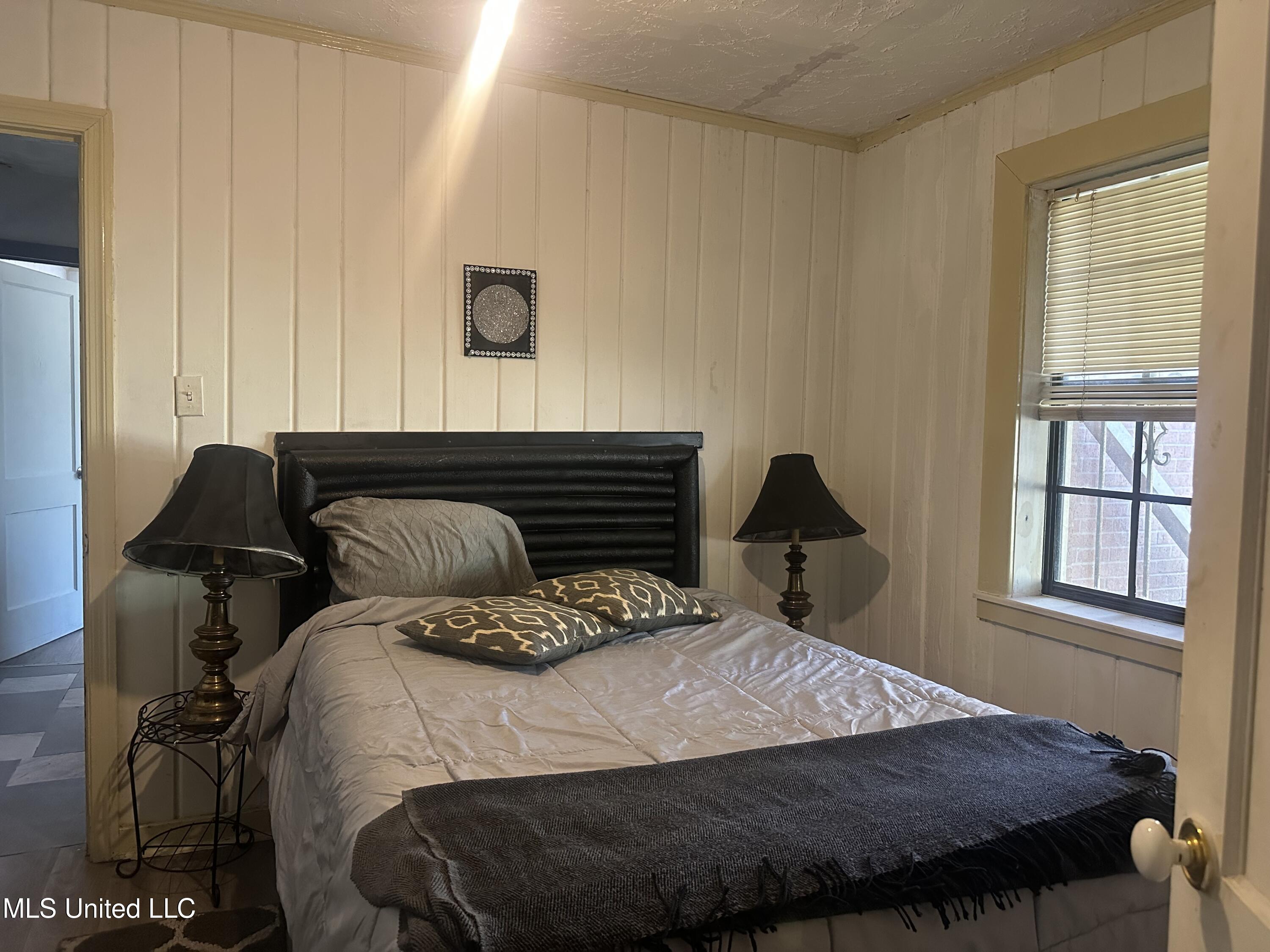 1166 Killarney Street Jackson, MS 39212 - Photo 29 of 51 IMG_5682