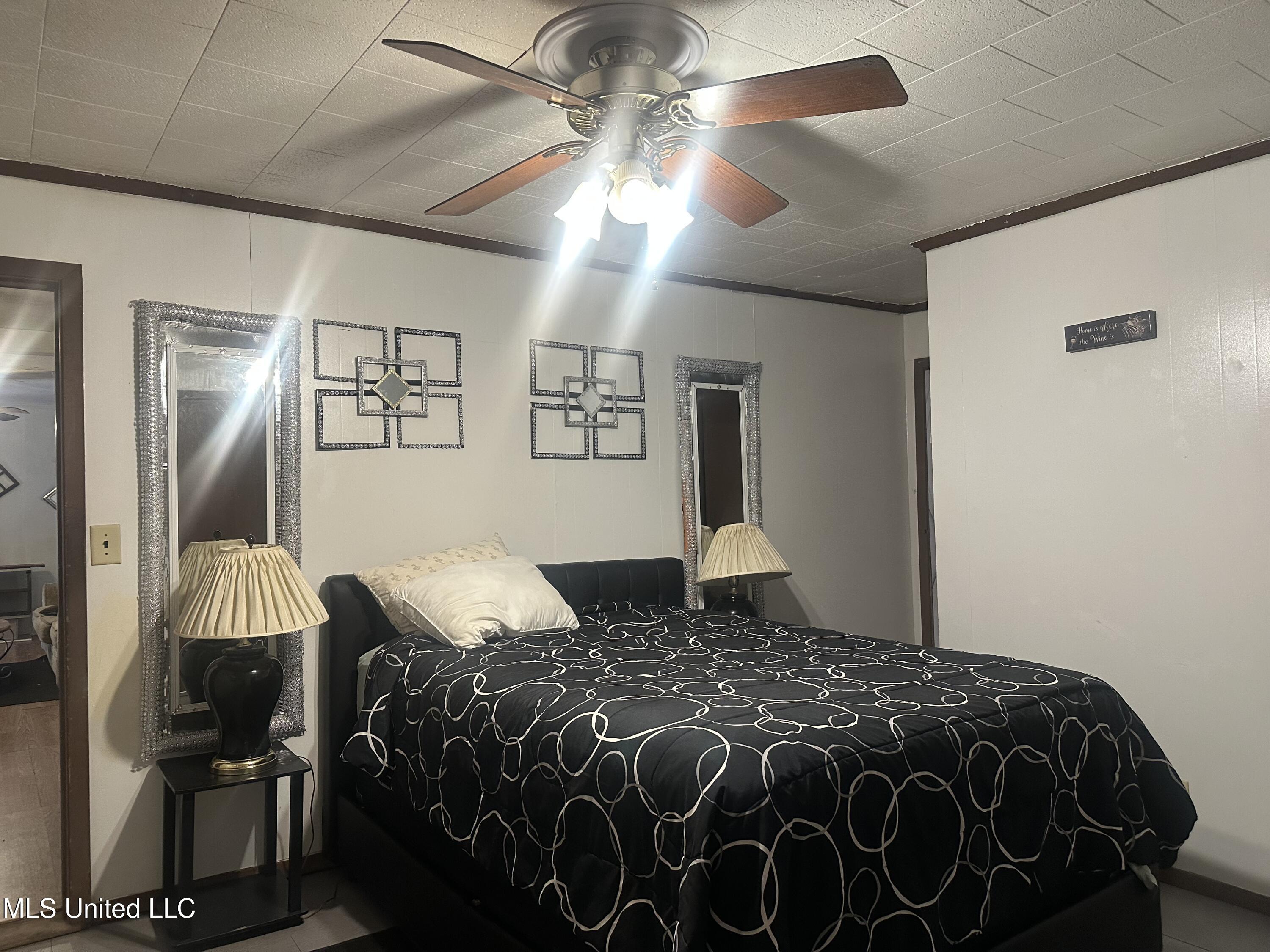 1166 Killarney Street Jackson, MS 39212 - Photo 38 of 51 IMG_5725