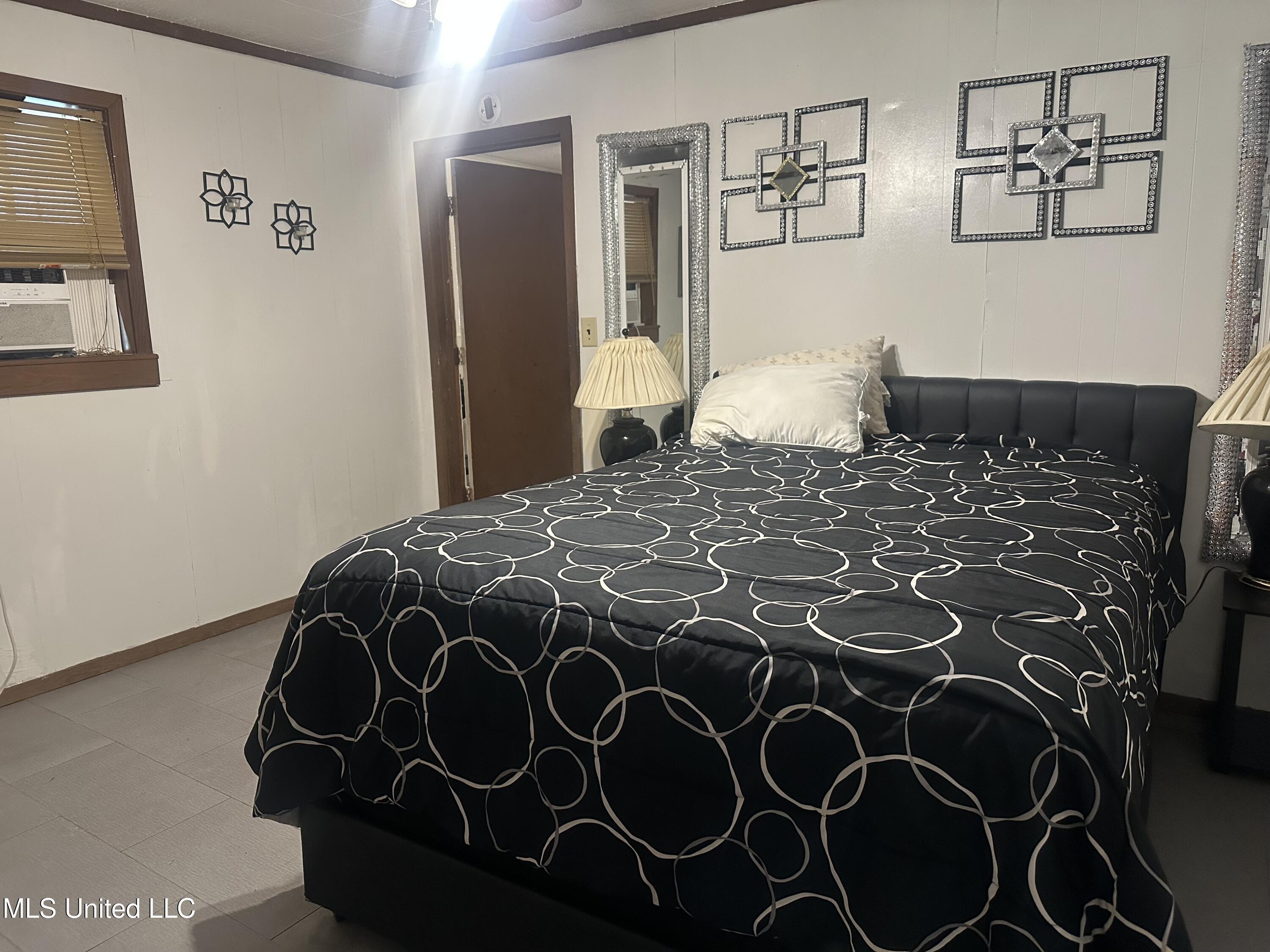 1166 Killarney Street Jackson, MS 39212 - Photo 40 of 51 IMG_5712