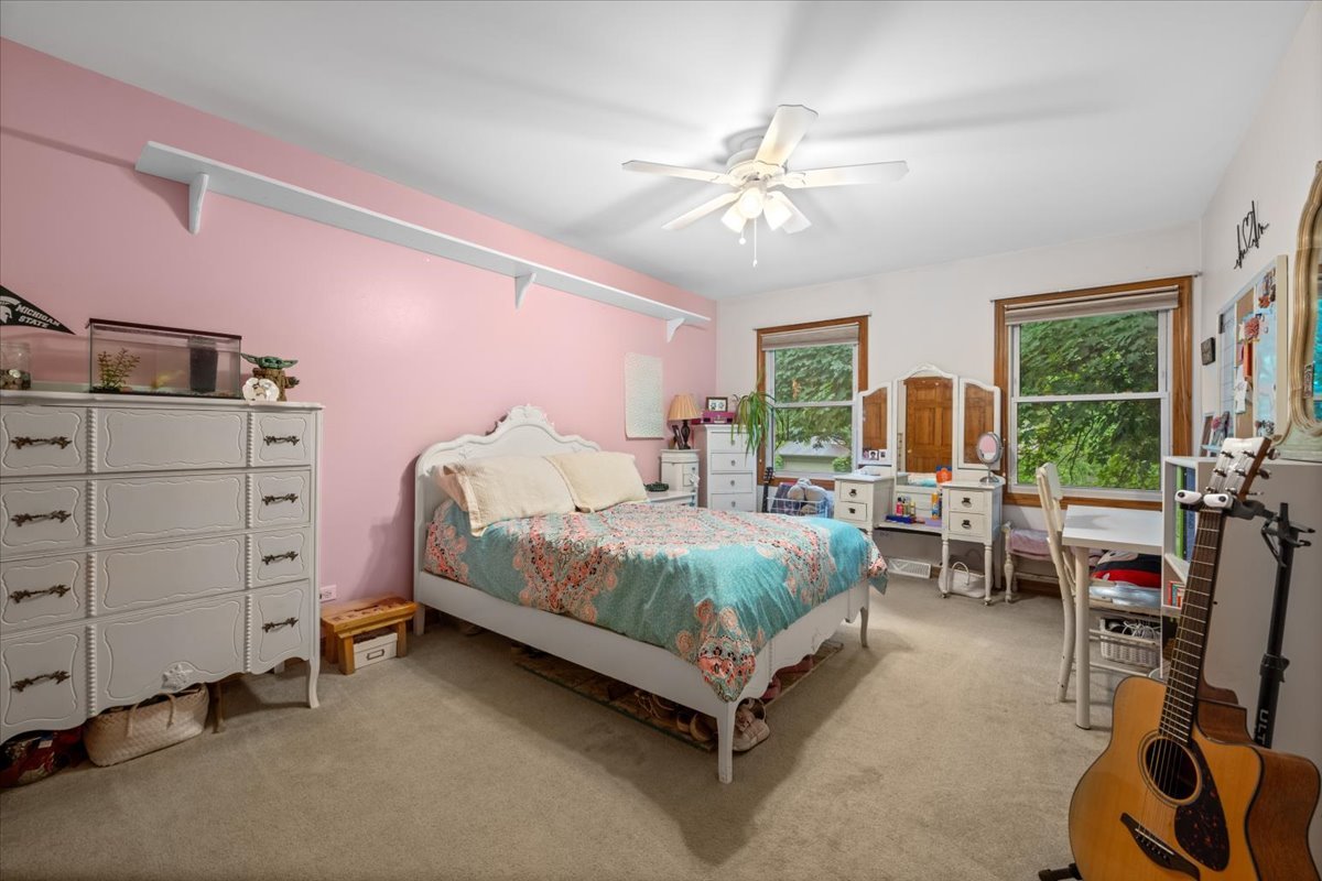 313 Carriage Hill Road Naperville, IL 60565 - Photo 18 of 32 Gallery Image 18