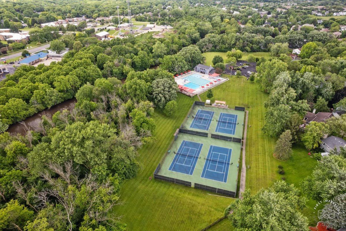313 Carriage Hill Road Naperville, IL 60565 - Photo 29 of 32 Gallery Image 29