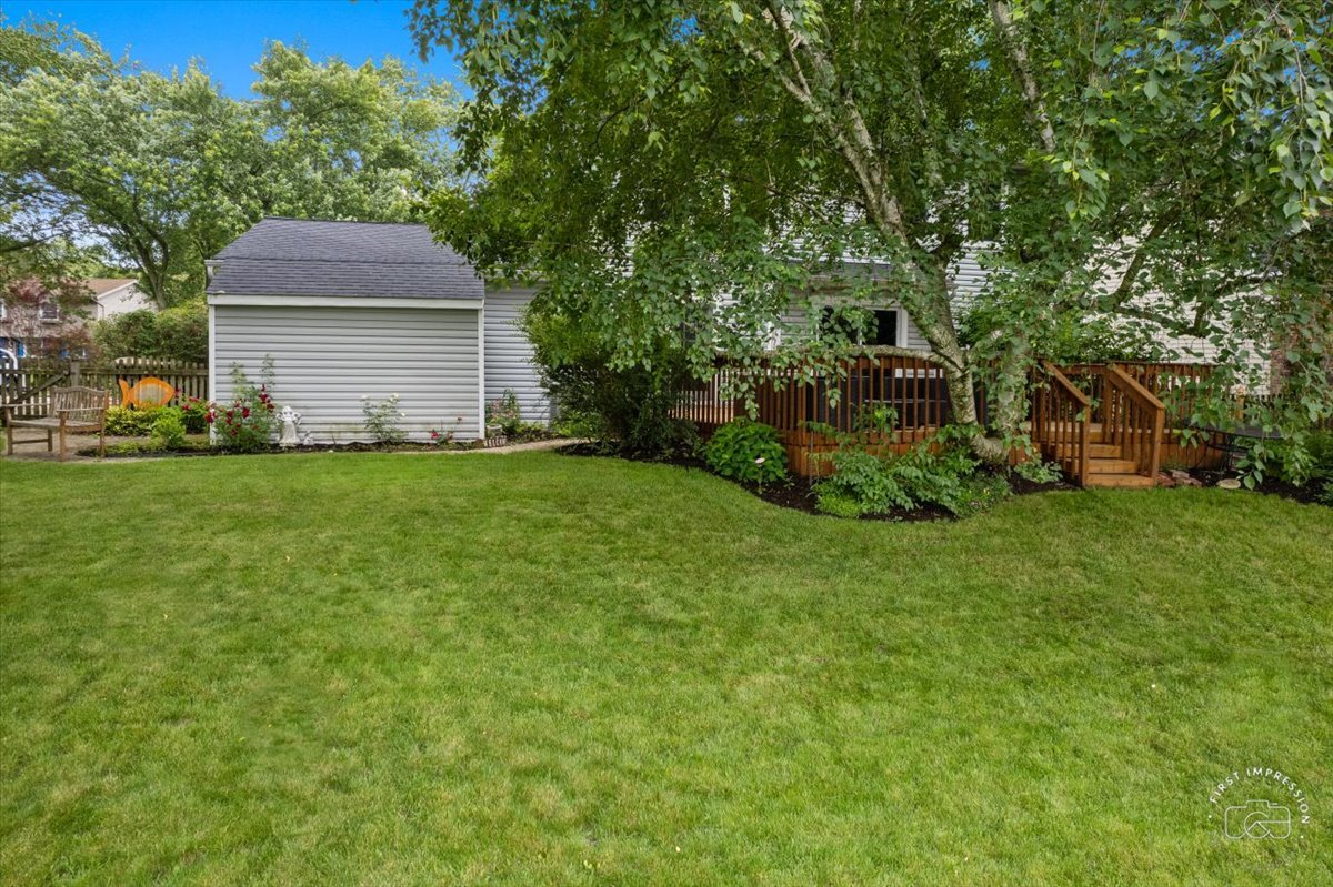313 Carriage Hill Road Naperville, IL 60565 - Photo 3 of 32 Gallery Image 3