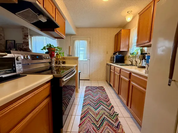 $1,795 | 16704 Whitebrush Loop, Austin, TX 78717