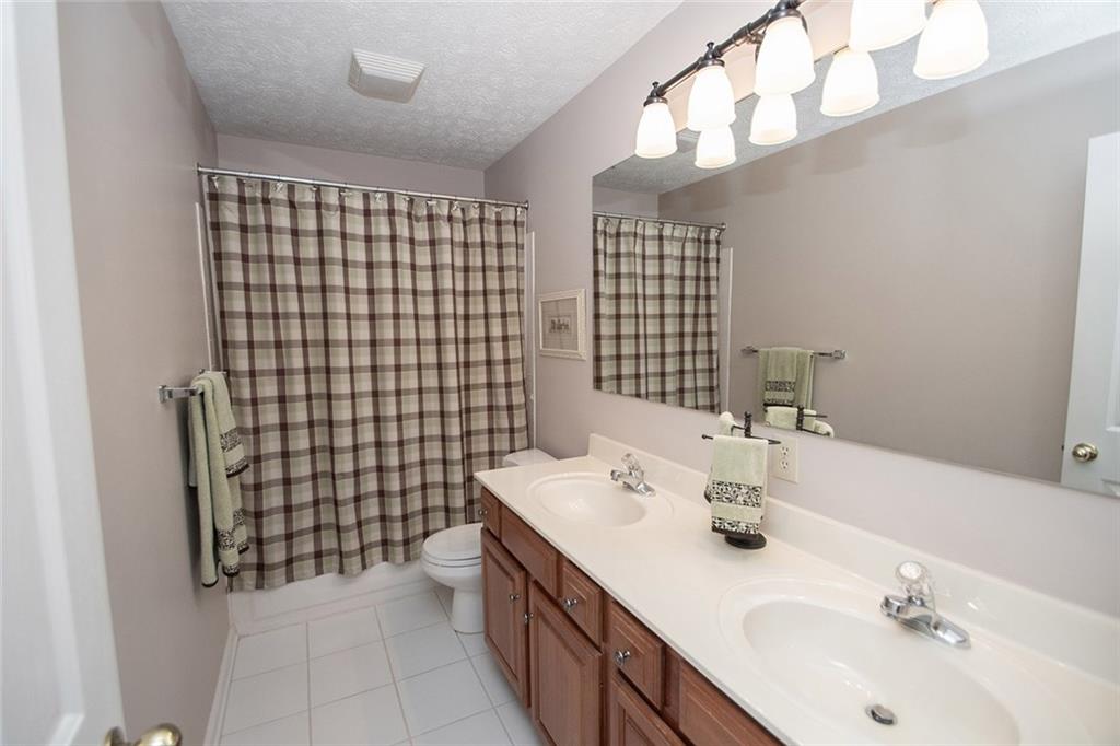 11217 Reflection Point Drive Fishers, IN 46037 - Photo 36 of 48 Gallery Image 36
