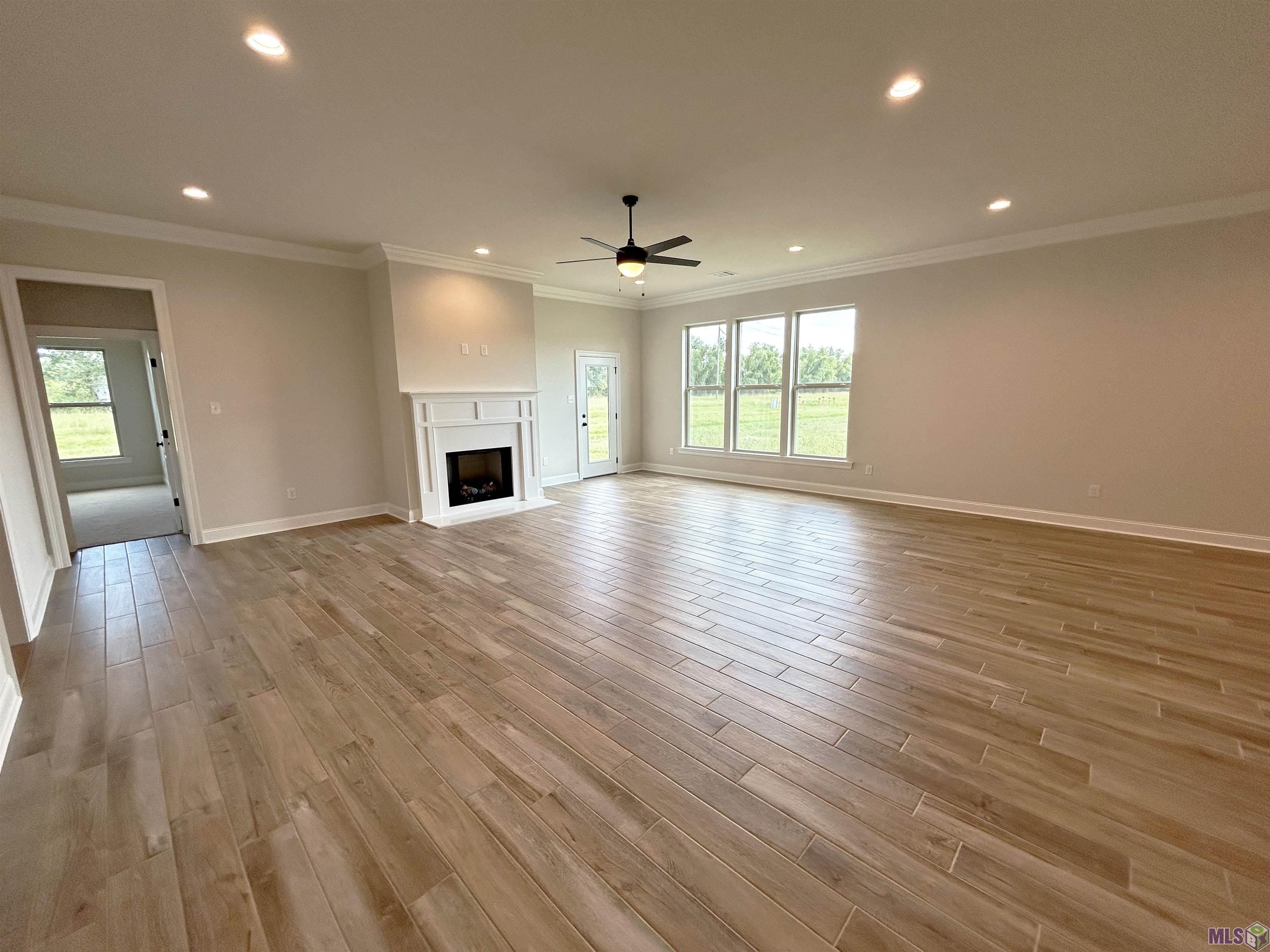 17471 Tidewater Lane Baton Rouge, LA 70810 - Photo 2 of 9