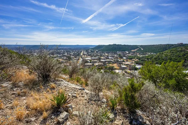 $189,500 | 208 Hillside Street, Junction, TX 76849