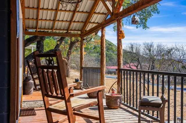 $189,500 | 208 Hillside Street, Junction, TX 76849