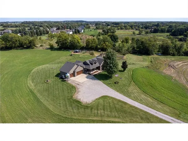 $749,900 | 25250 Tucker Road, Rogers, MN 55374