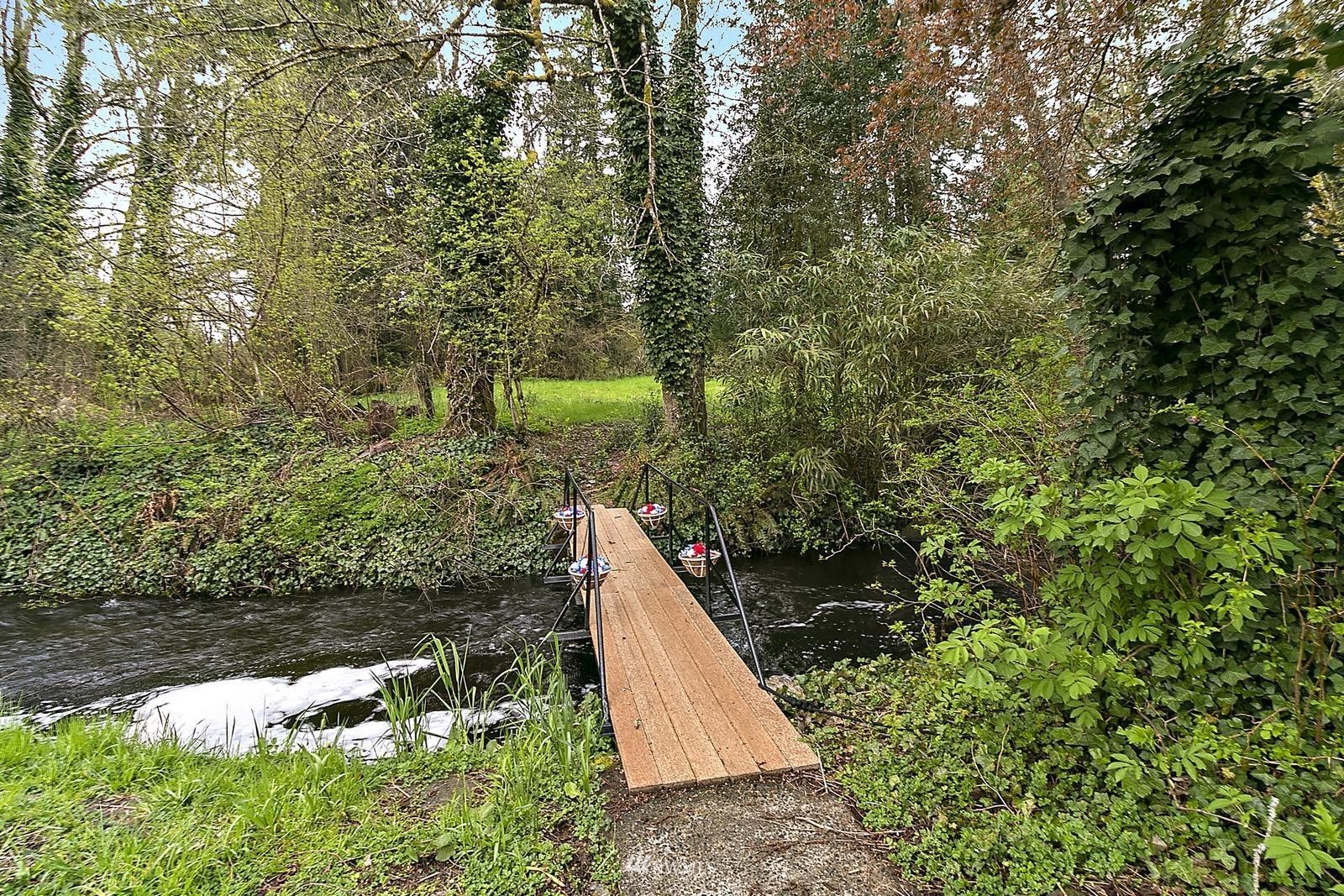 11041 Littlerock Road Southwest Olympia, WA 98512 - Photo 26 of 36 Gallery Image 26