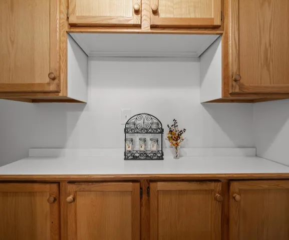 $115,000 | 61119 Heritage Boulevard, Unit 3, South Lyon, MI 48178