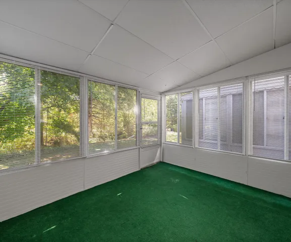 $115,000 | 61119 Heritage Boulevard, Unit 3, South Lyon, MI 48178