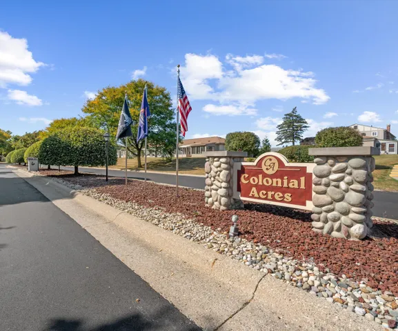 $115,000 | 61119 Heritage Boulevard, Unit 3, South Lyon, MI 48178
