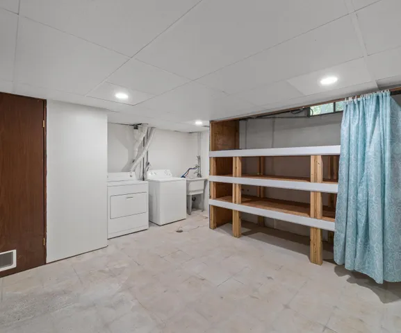 $115,000 | 61119 Heritage Boulevard, Unit 3, South Lyon, MI 48178