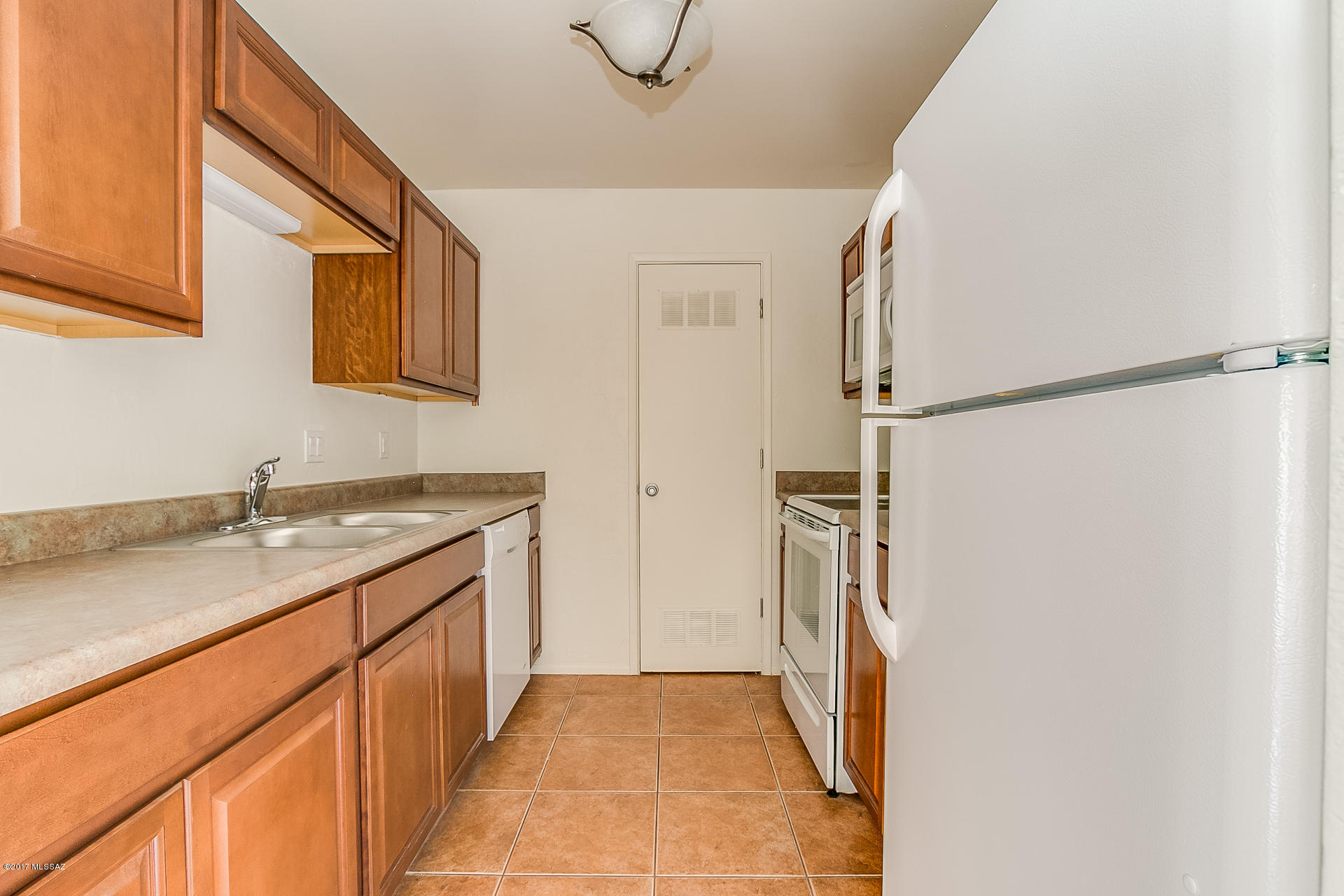 625 South Prudence Road, Unit 107 Tucson, AZ 85710 - Photo 9 of 23 Gallery Image 9