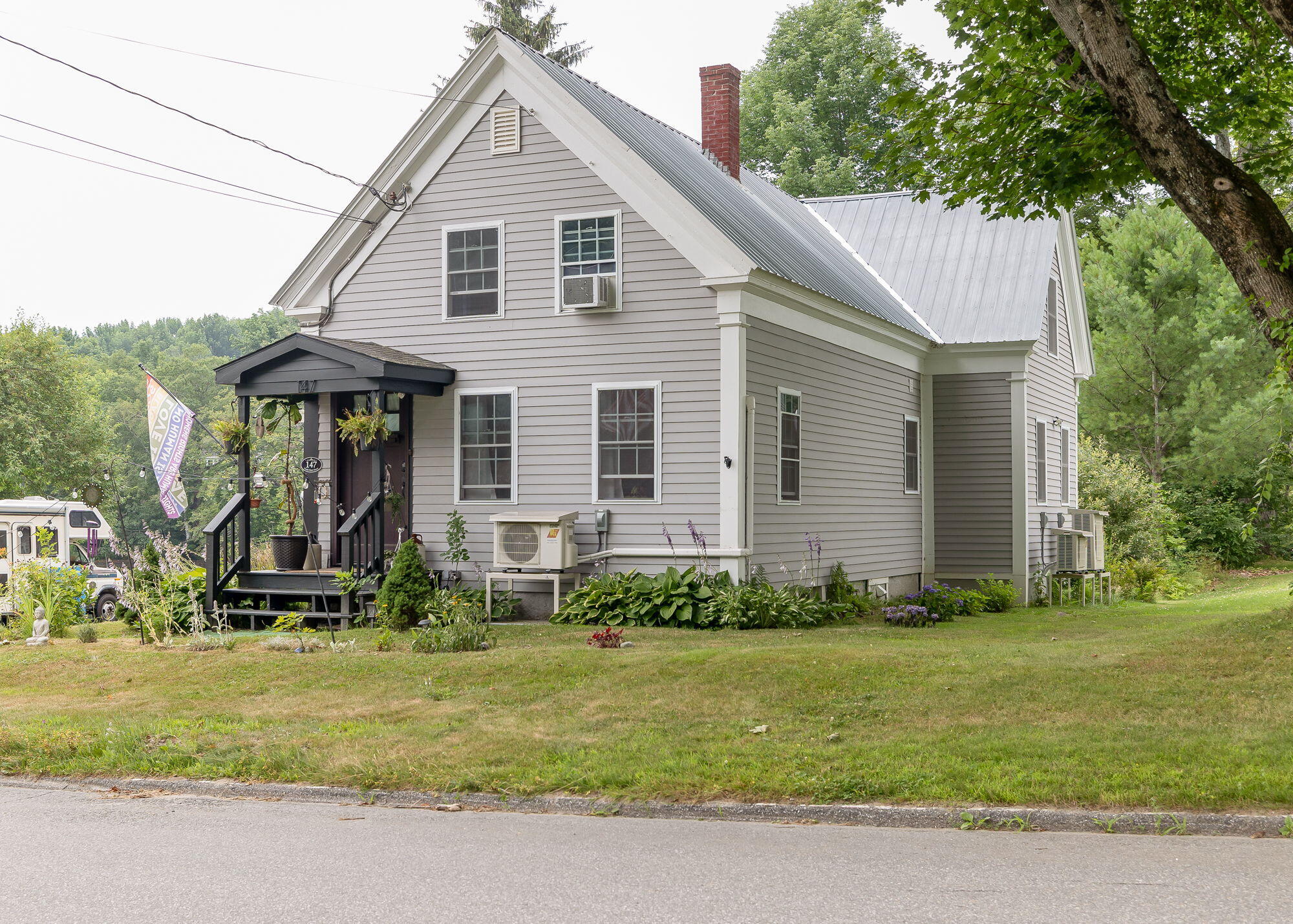 147 North Main Street Monmouth, ME 04265 - Photo 2 of 48 147NMainSt-Monmouth-28