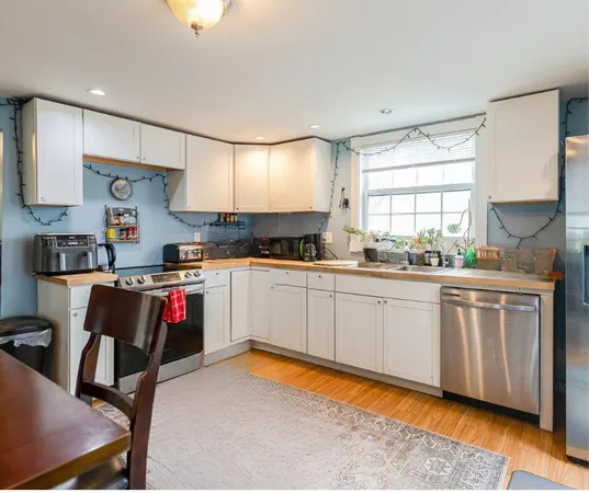 $385,000 | 147 North Main Street, Monmouth, ME 04265