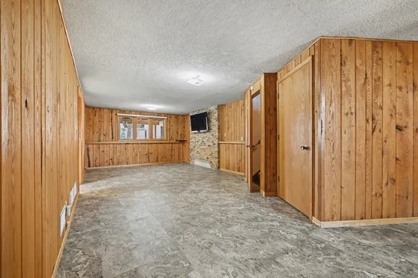 $379,900 | 1990 181st Avenue Northwest, Andover, MN 55304