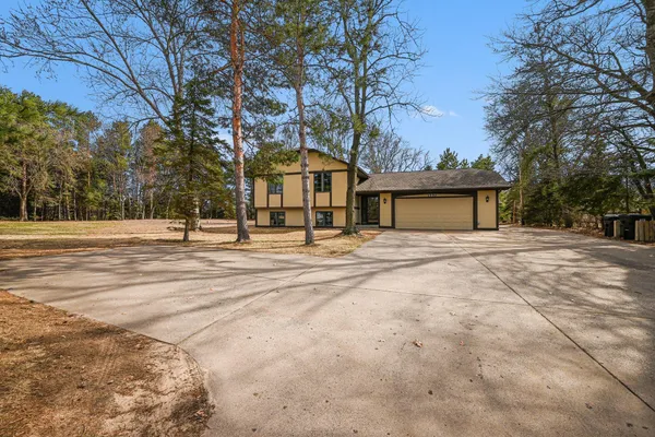 $379,900 | 1990 181st Avenue Northwest, Andover, MN 55304