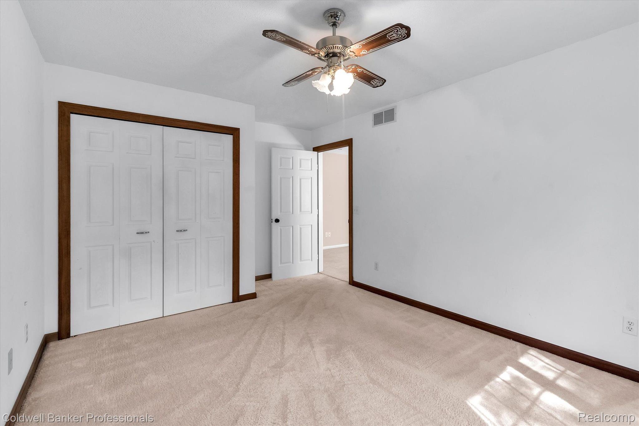 6441 Richardson Road Howell, MI 48843 - Photo 35 of 72 Bedroom 1 upstairs