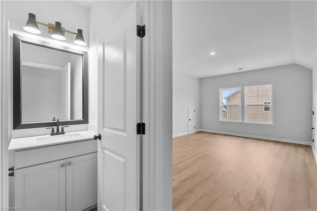 $570,000 | 5506 Penguin Drive, Summerfield, NC 27358