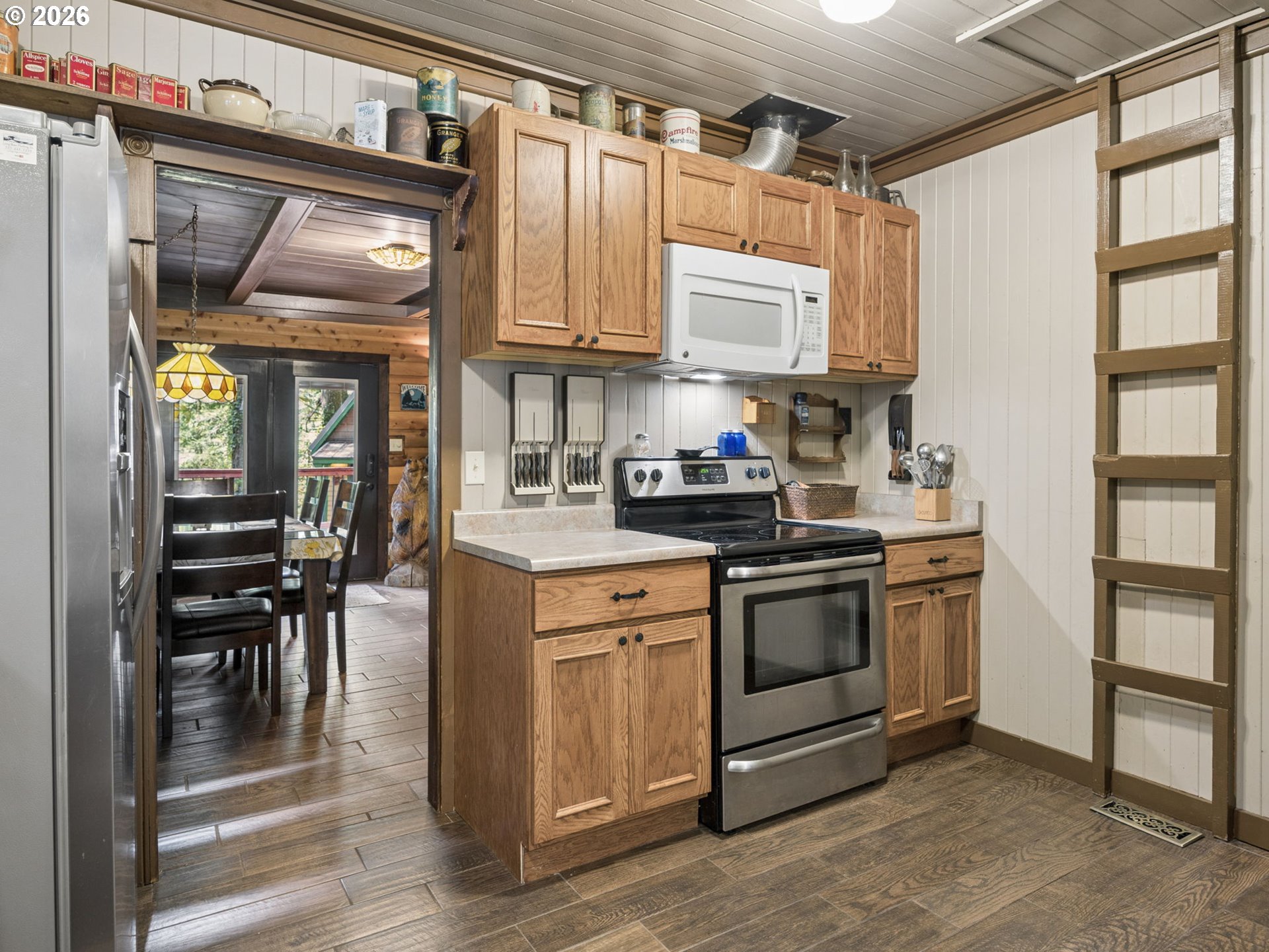 26845 East Rolling Riffle Lane Rhododendron, OR 97049 - Photo 17 of 48