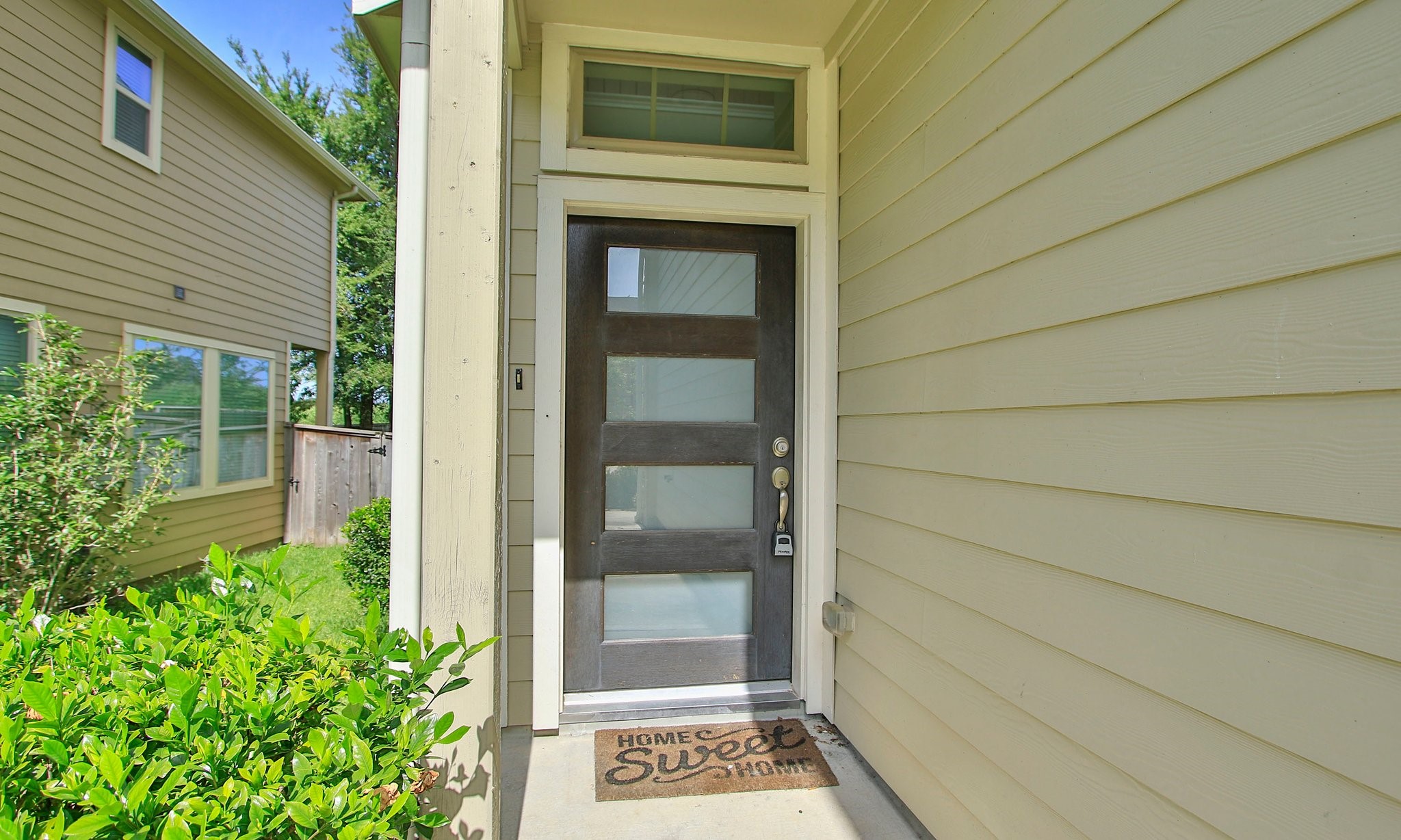 239 Biltmore Loop Montgomery, TX 77316 - Photo 6 of 40