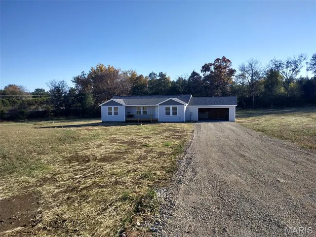 $262,500 | 3714 Indigo Bunting Lane, Bismarck, MO 63624